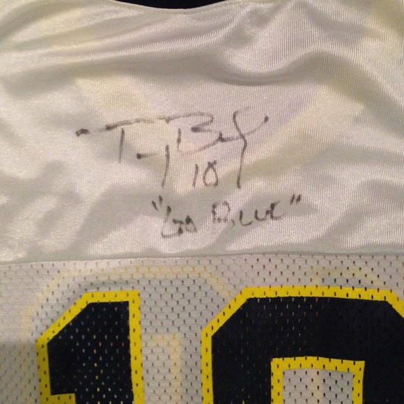 COPY - Tom Brady u of m jersey autographed - Picture 2 of 3
